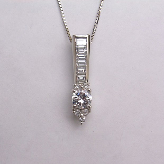 ダイヤモンド ネックレス